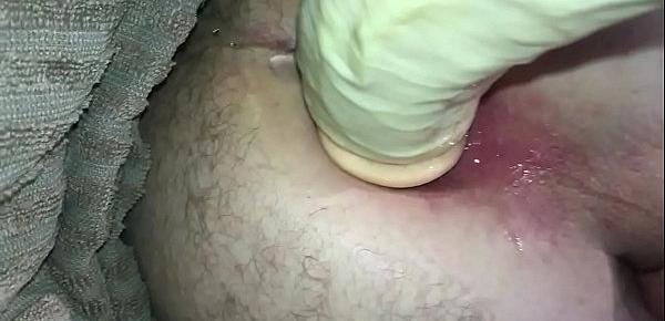  Anus suction cup and dildo anal fuck